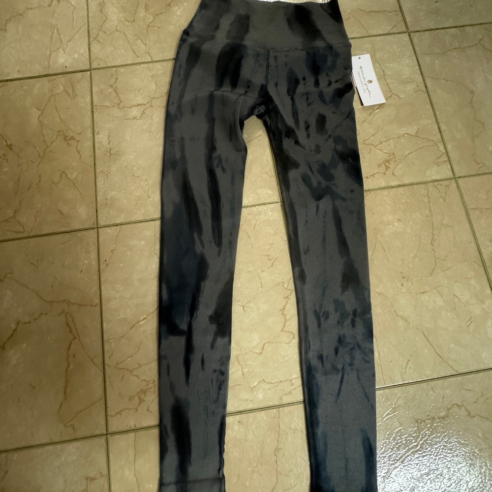 Spiritual Gangster Black Leggings Performance Fit